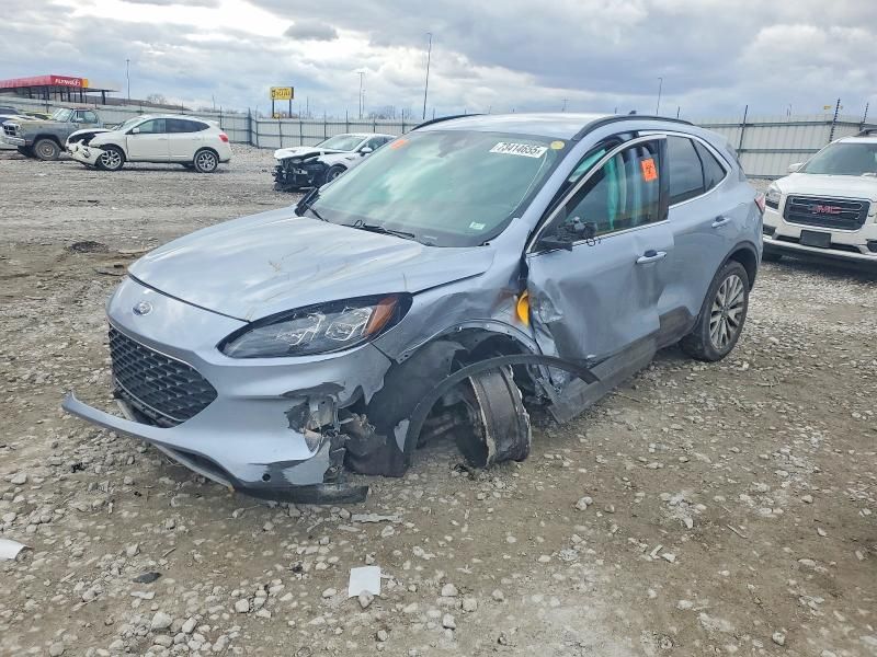 2022 Ford Escape Titanium