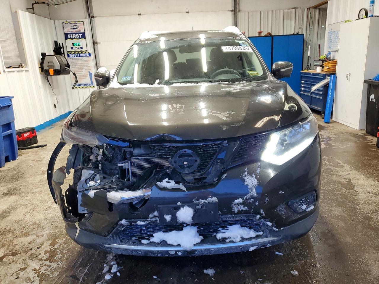 2015 Nissan Rogue s