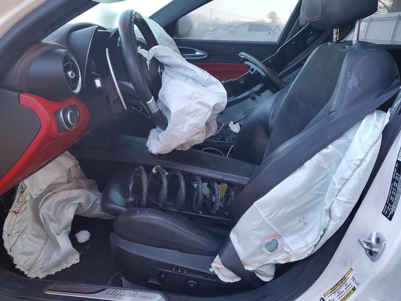 2019 Alfa Romeo Giulia Quadrifoglio