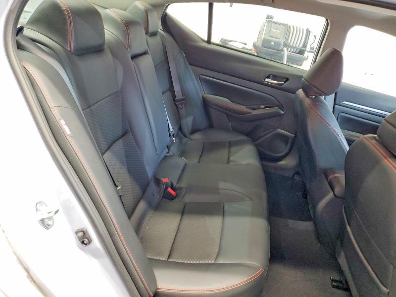 2024 Nissan Altima sr