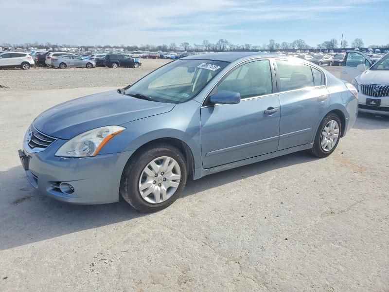2010 Nissan Altima Base