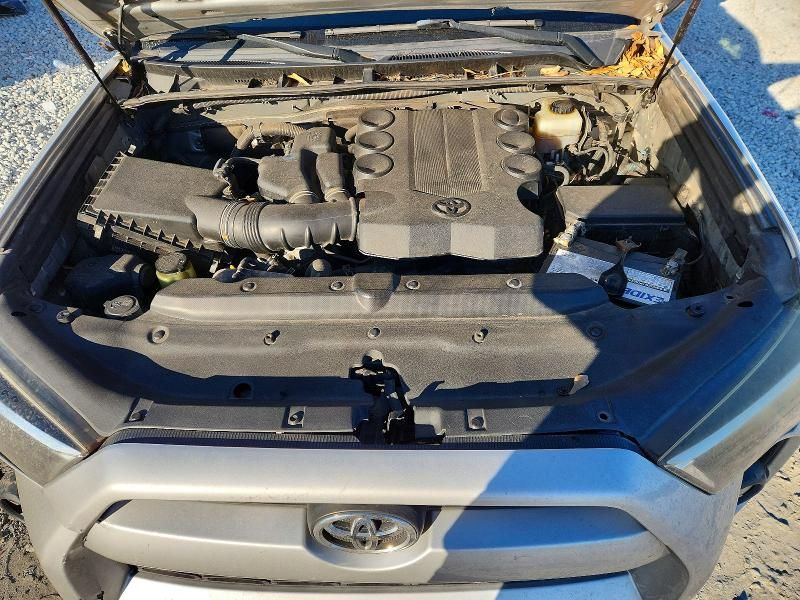 2014 Toyota 4runner SR5