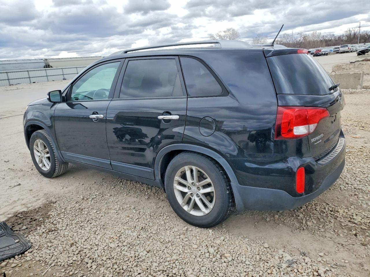 2015 KIA Sorento lx