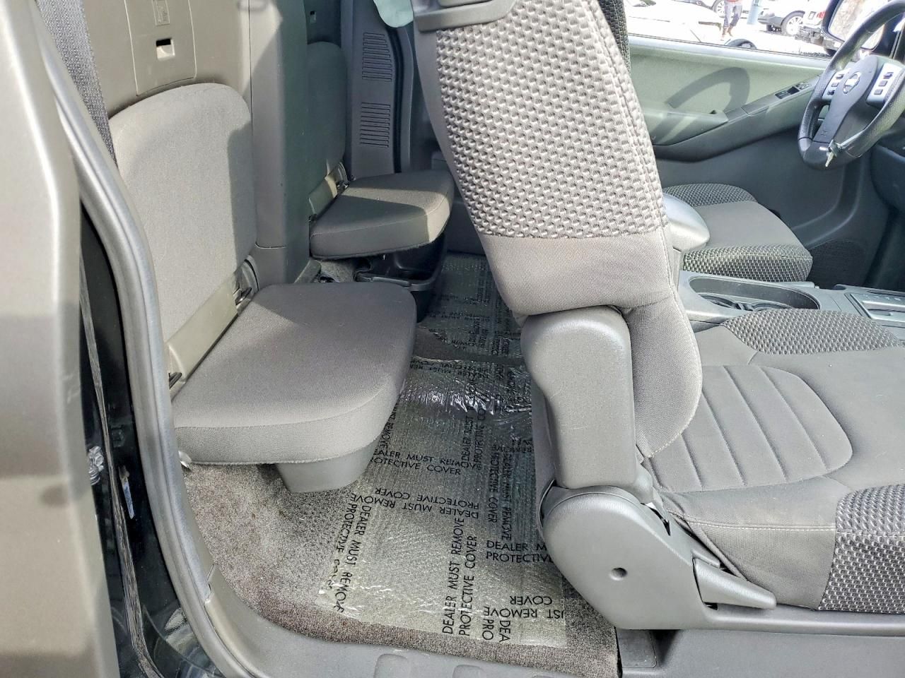 2014 Nissan Frontier sv