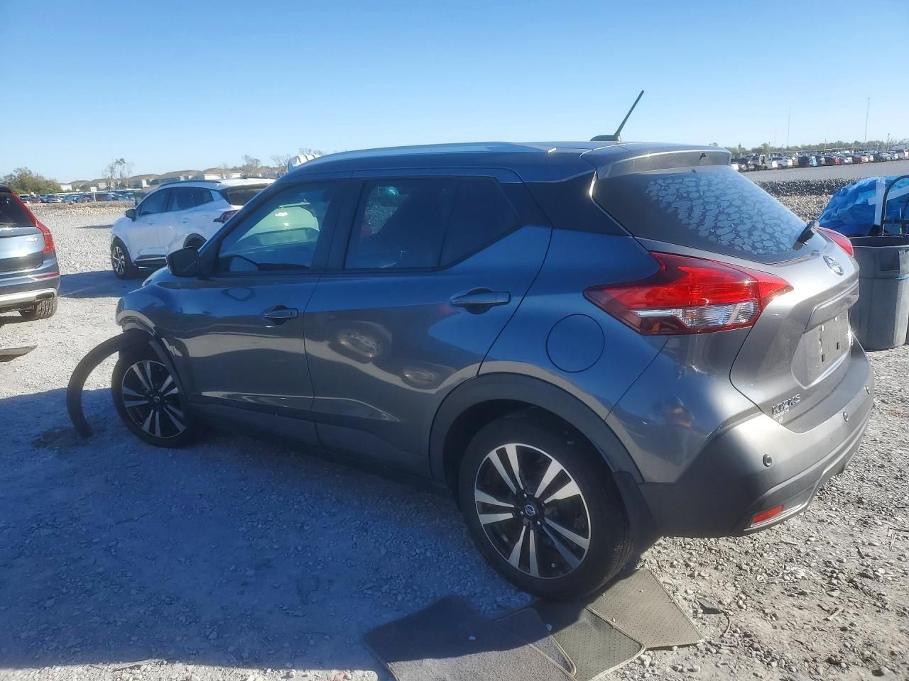 2020 Nissan Kicks sv