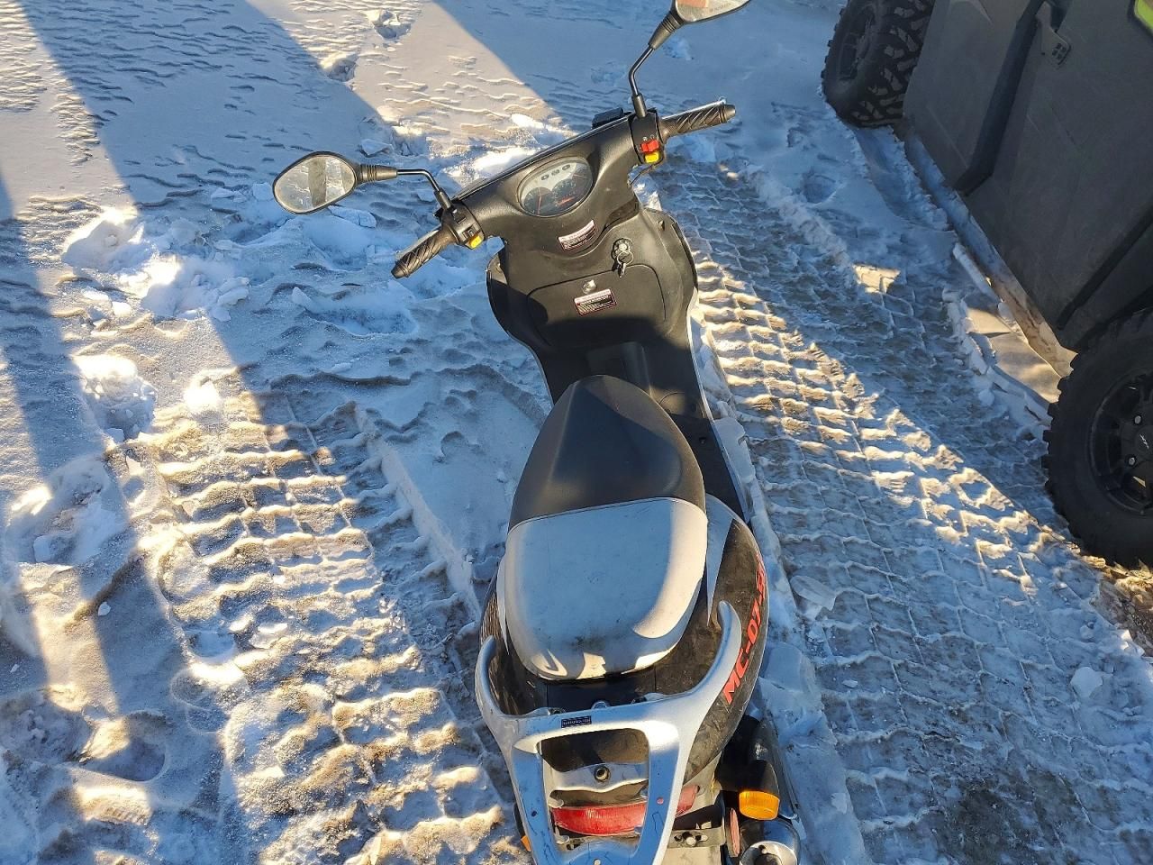 2007 American Eagle Scooter