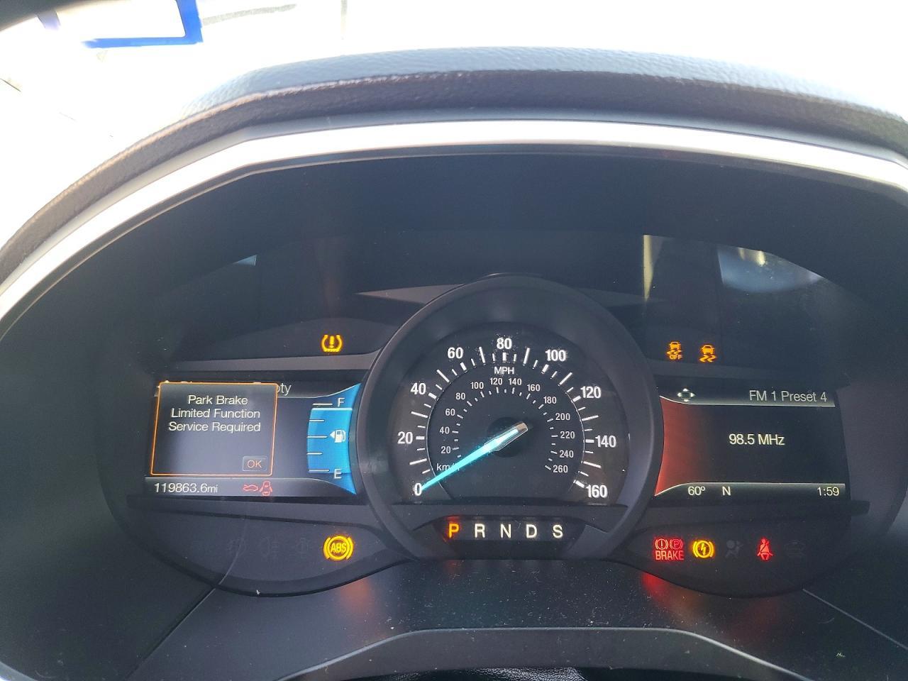 2017 Ford Edge Titanium
