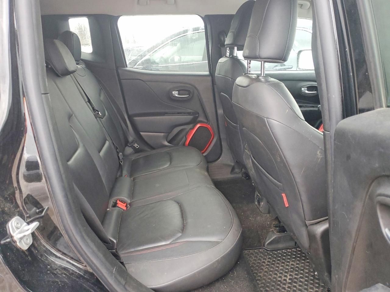 2016 Jeep Renegade Trailhawk