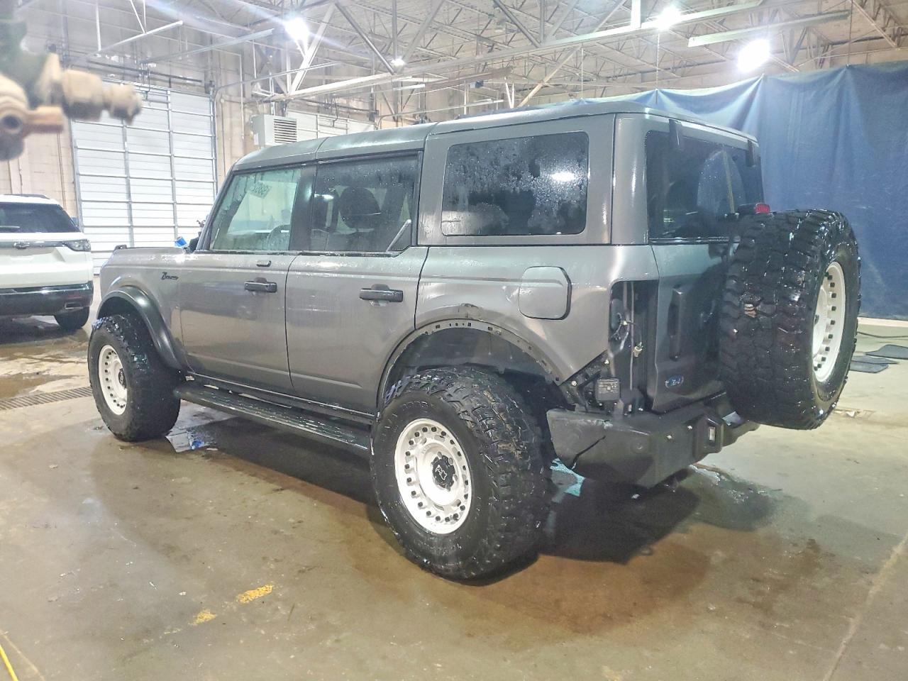 2021 Ford Bronco Base