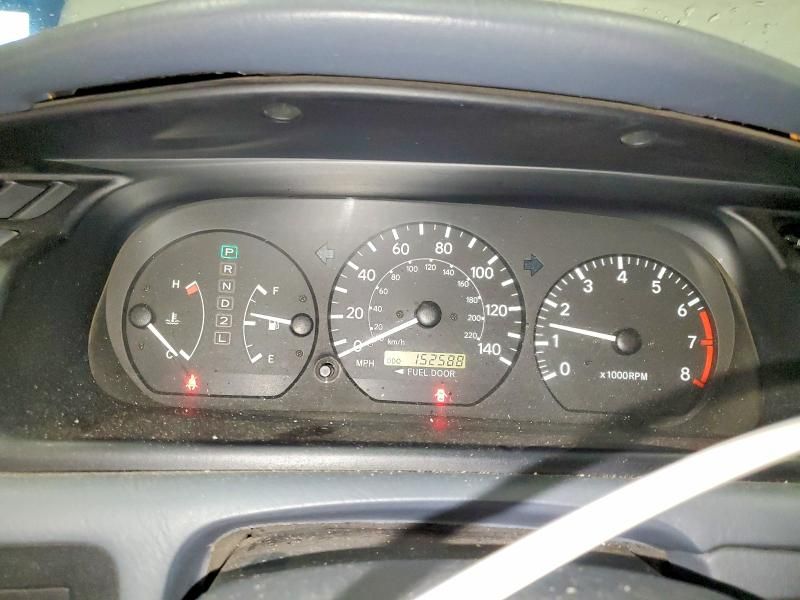 2000 Toyota Camry le