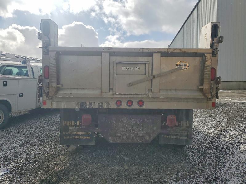 2016 Ford F550 Super Duty Dump Truck