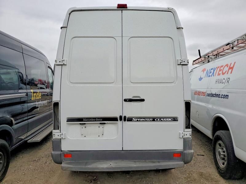 2006 Mercedes-Benz 2006 Mercedes Benz Sprinter 2500 Delivery van