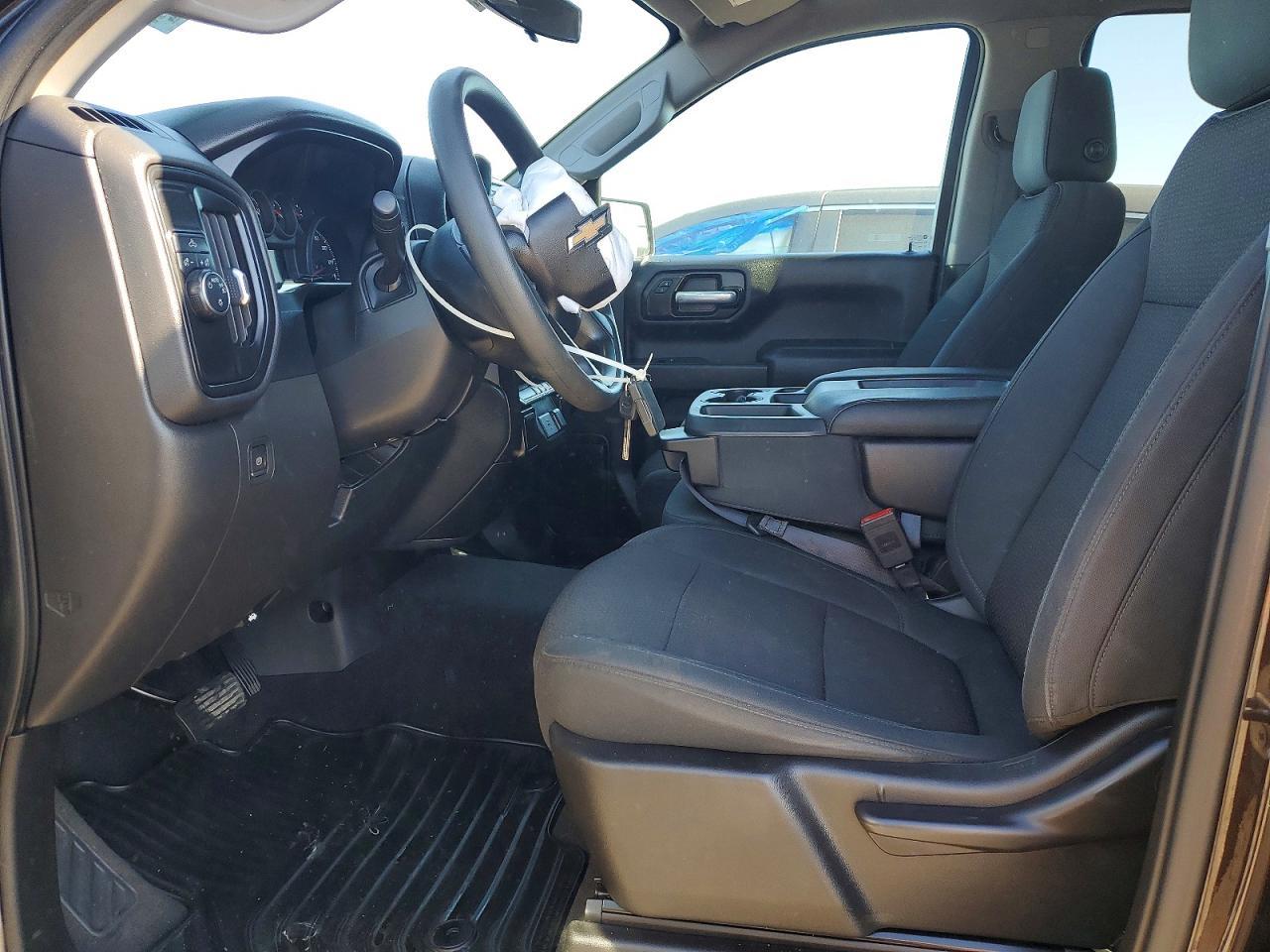 2020 Chevrolet Silverado C1500 Custom