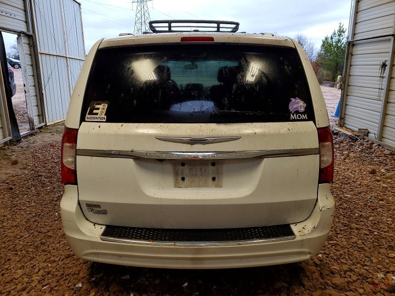 2014 Chrysler Town & Country Touring