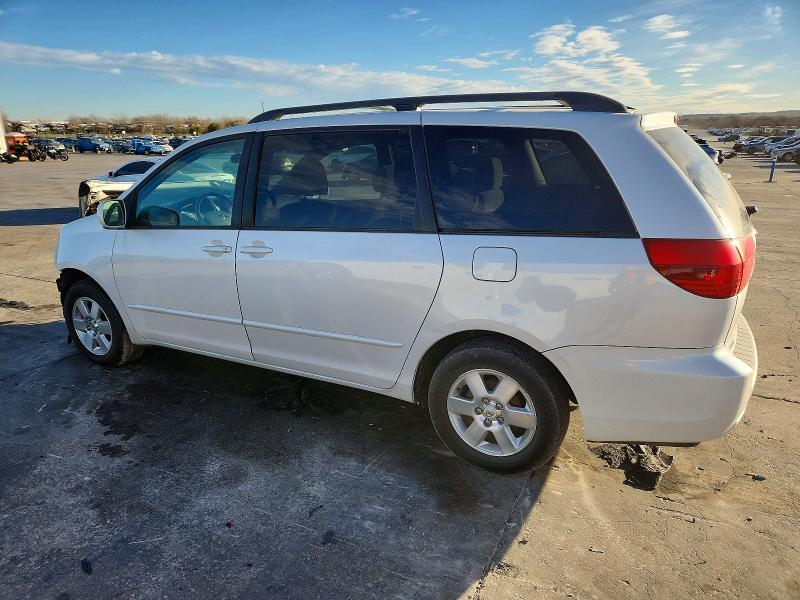 2004 Toyota Sienna xle