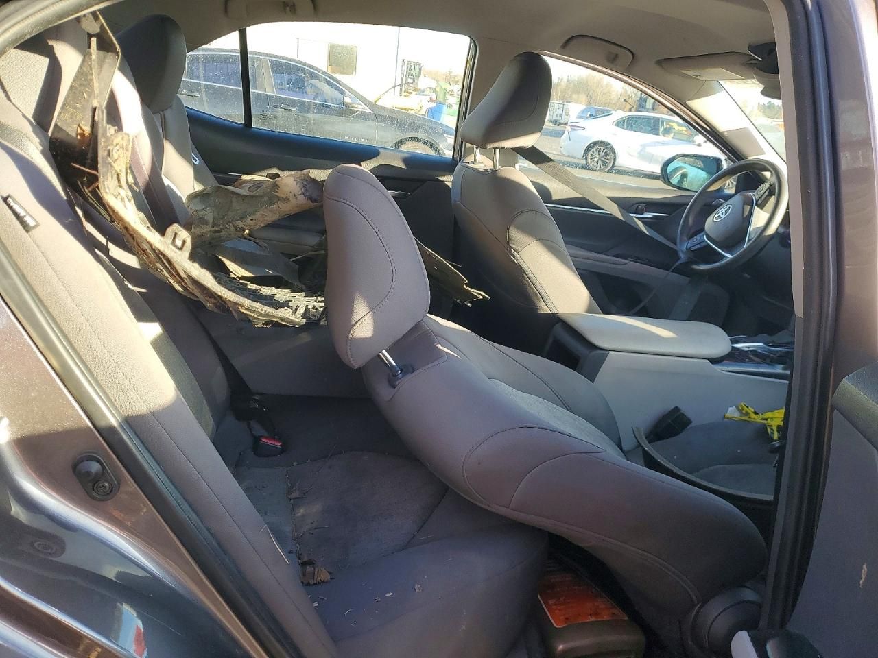 2020 Toyota Camry le