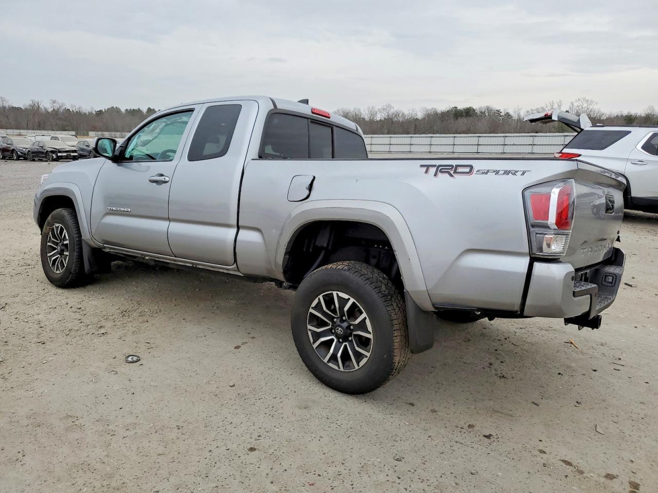 2021 Toyota Tacoma Access cab
