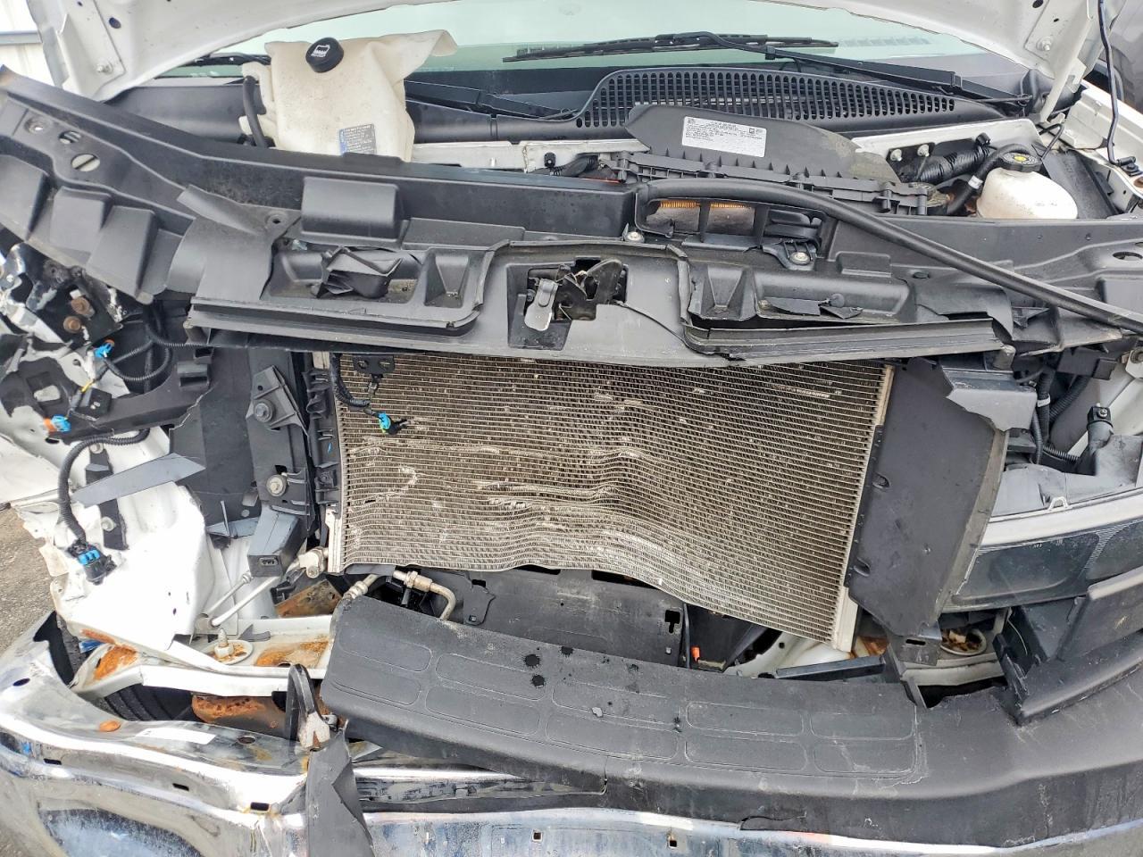 2021 GMC Savana G2500 Delivery van