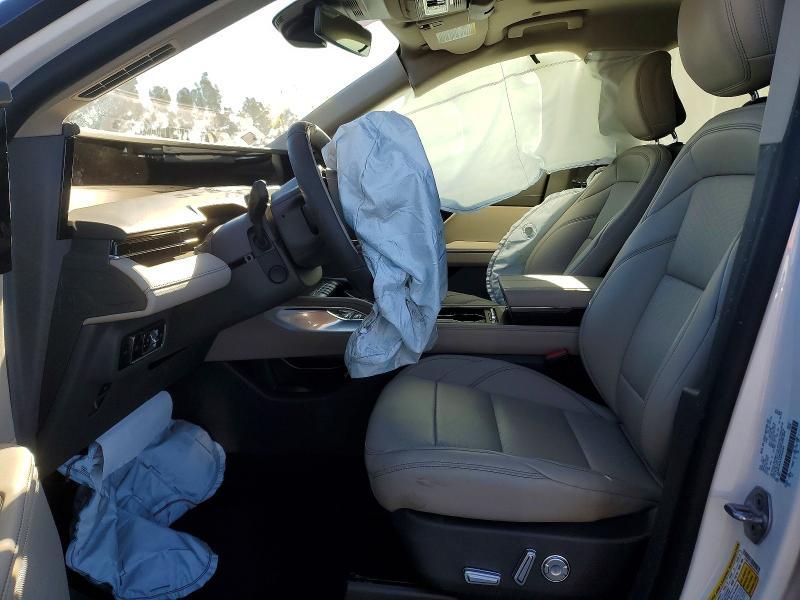 2025 Lincoln Townhouse Nautilus