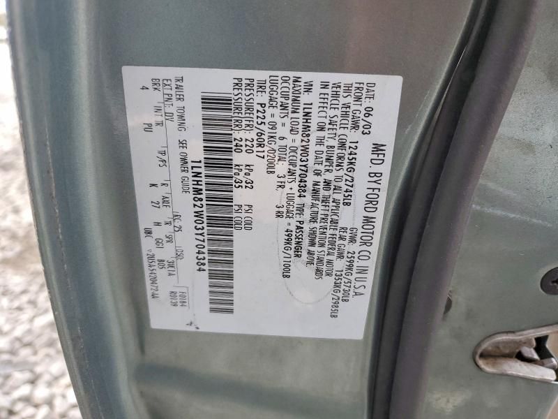 2003 Lincoln Town car Signature