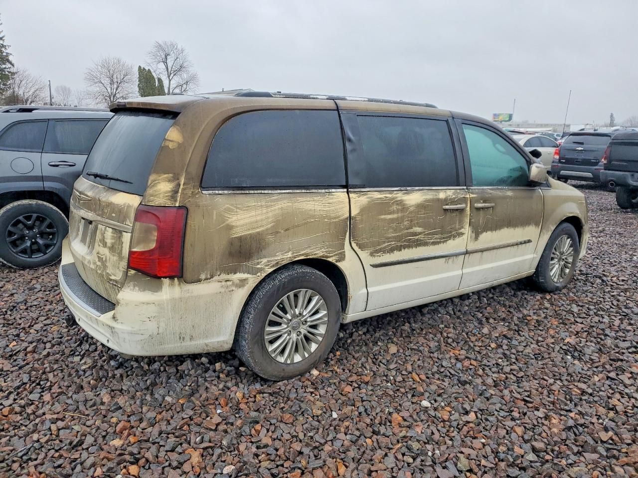 2015 Chrysler Town & Country Limited Platinum