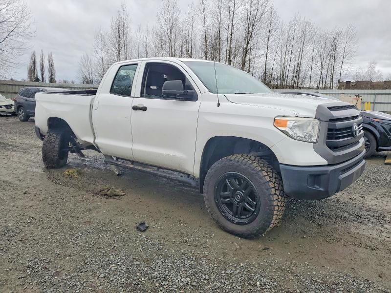 2016 Toyota Tundra Double cab sr