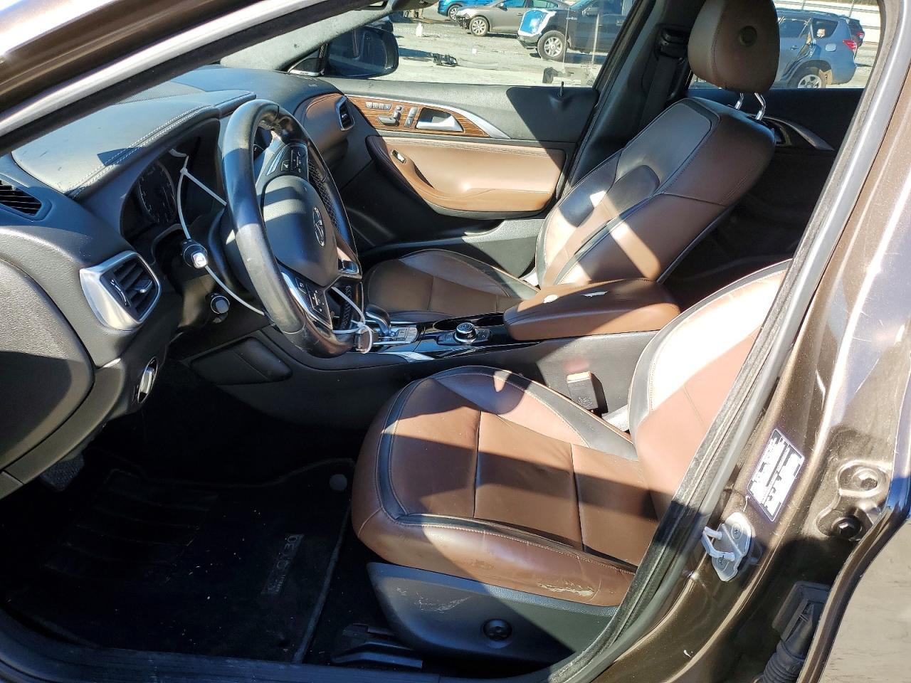 2017 Infiniti Qx30 Base