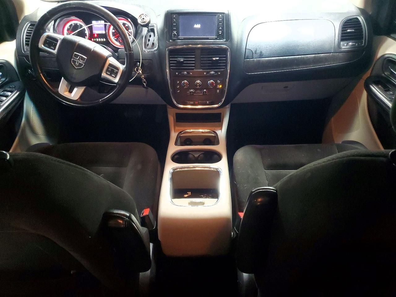 2016 Dodge Grand Caravan sxt