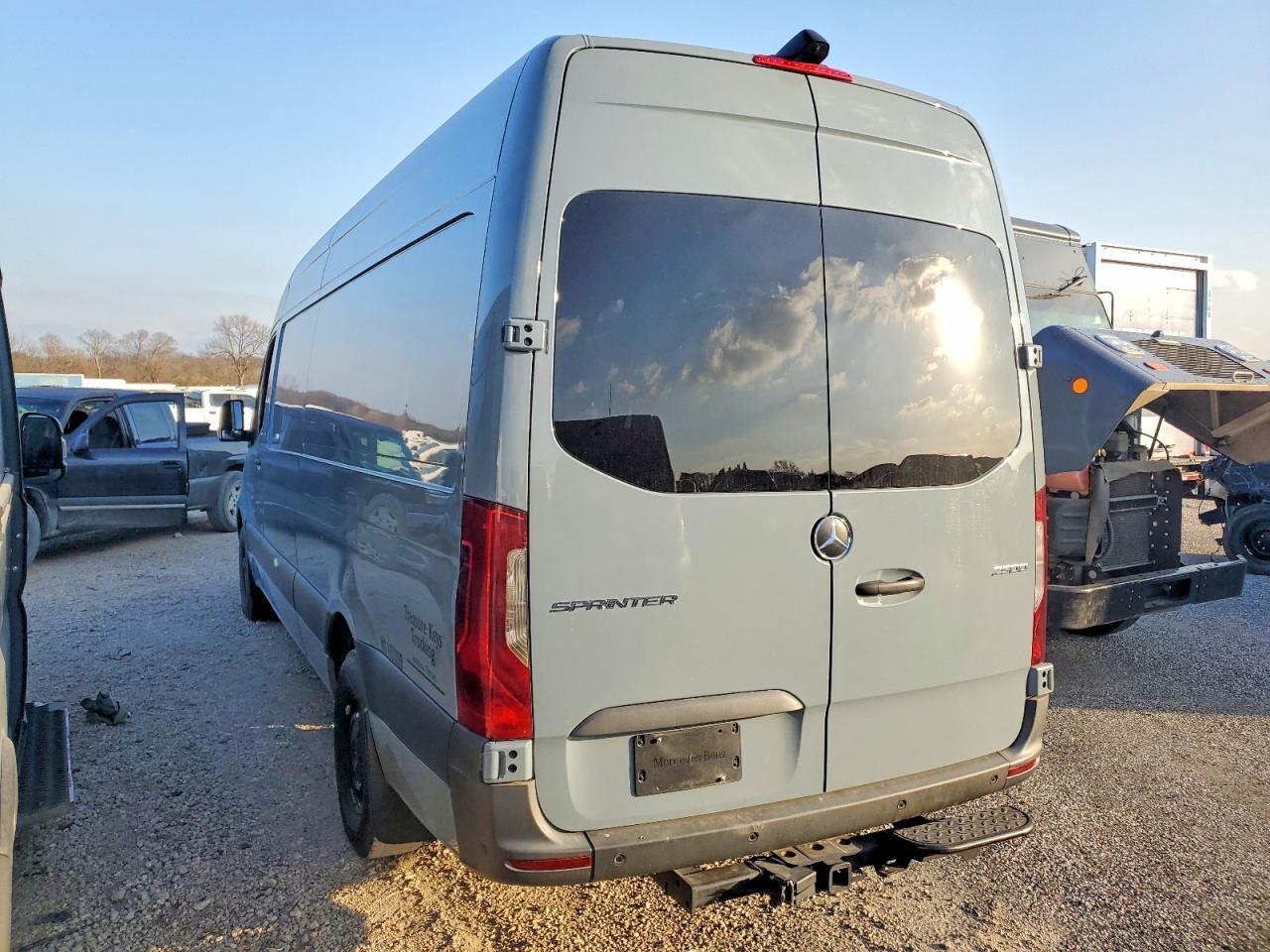 2023 Mercedes-Benz 2023 Mercedes Benz Sprinter 2500 Delivery Van