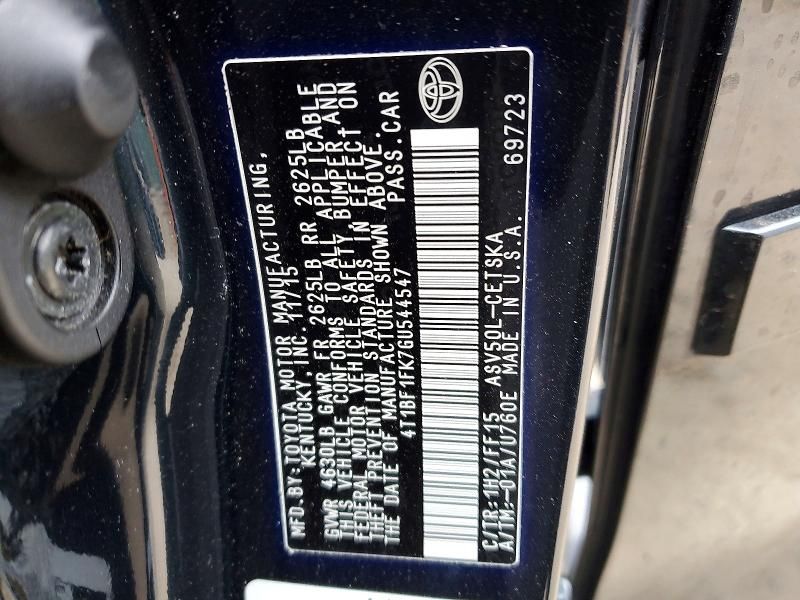 2016 Toyota Camry le