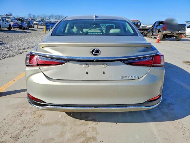 2025 Lexus Es 300h Base
