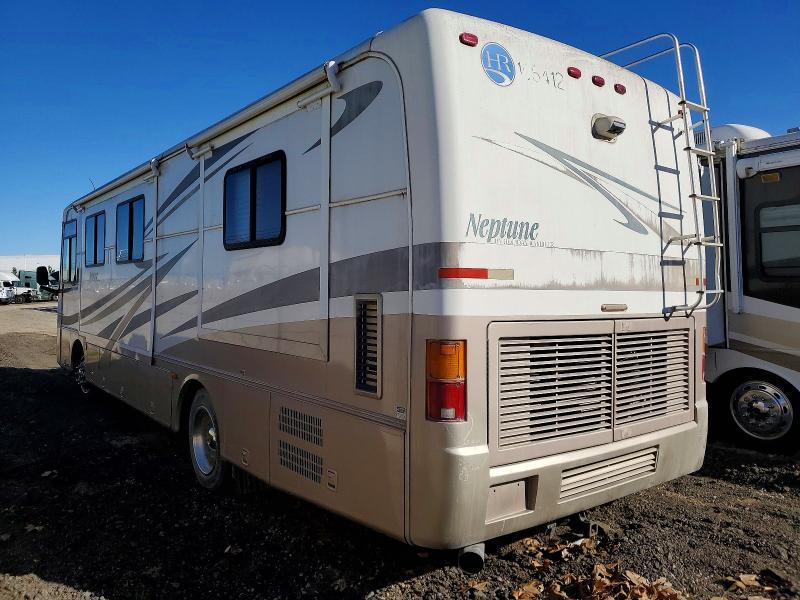 2003 Roadmaster Rail Recreational Vehicle (RV)