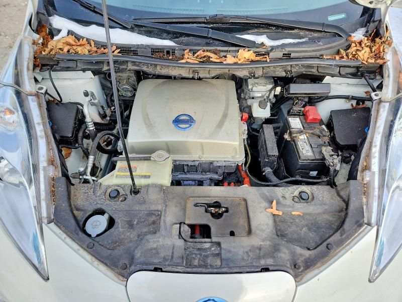 2015 Nissan Leaf s