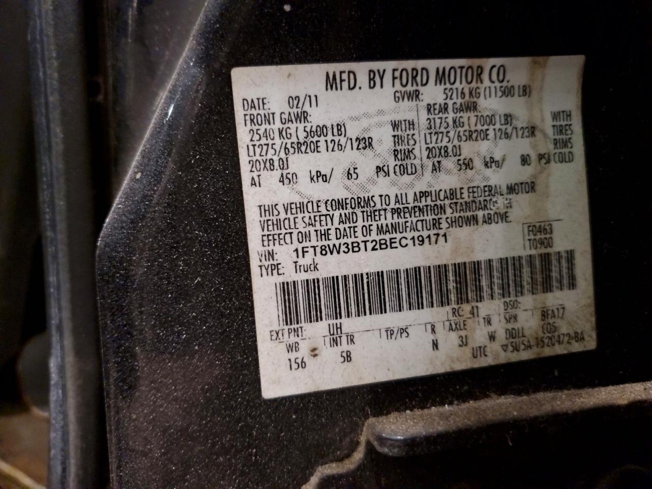 2011 Ford F350 Super Duty Flatbed Truck