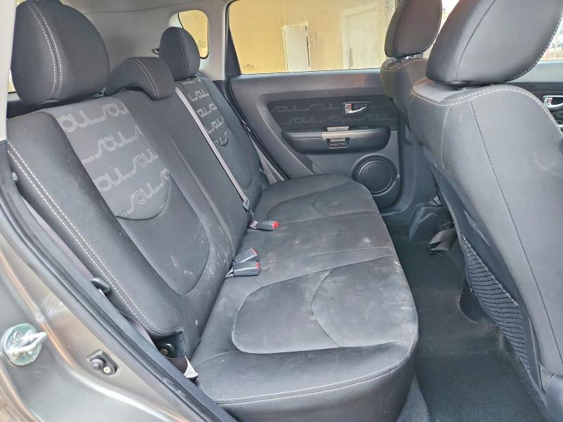 2013 KIA Soul +