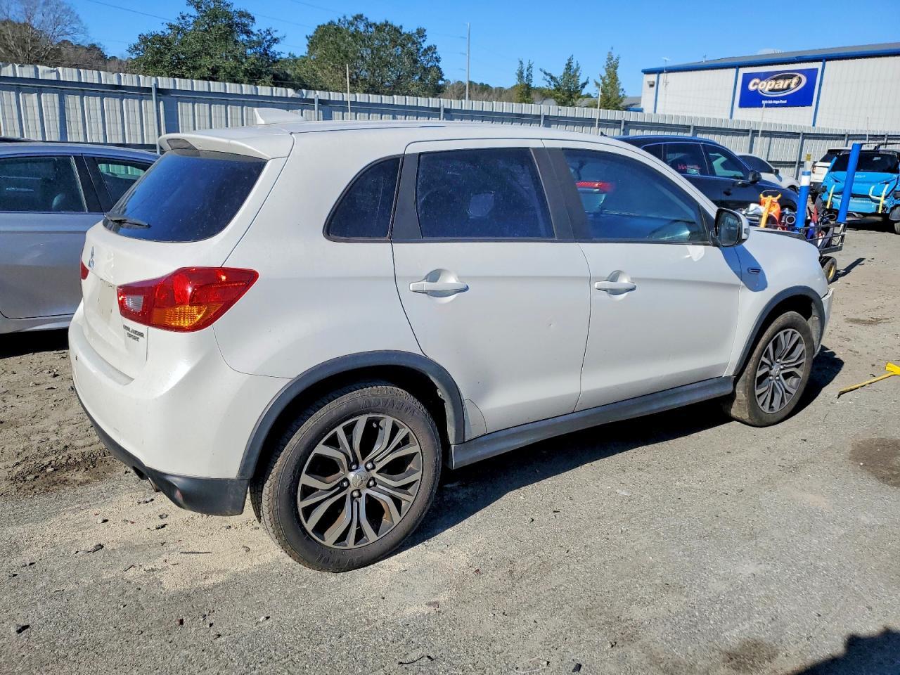 2017 Mitsubishi Outlander Sport es