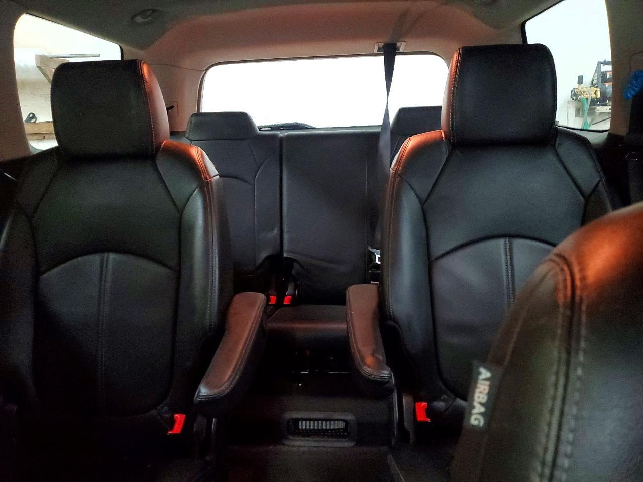 2017 GMC Acadia Limited Slt-2