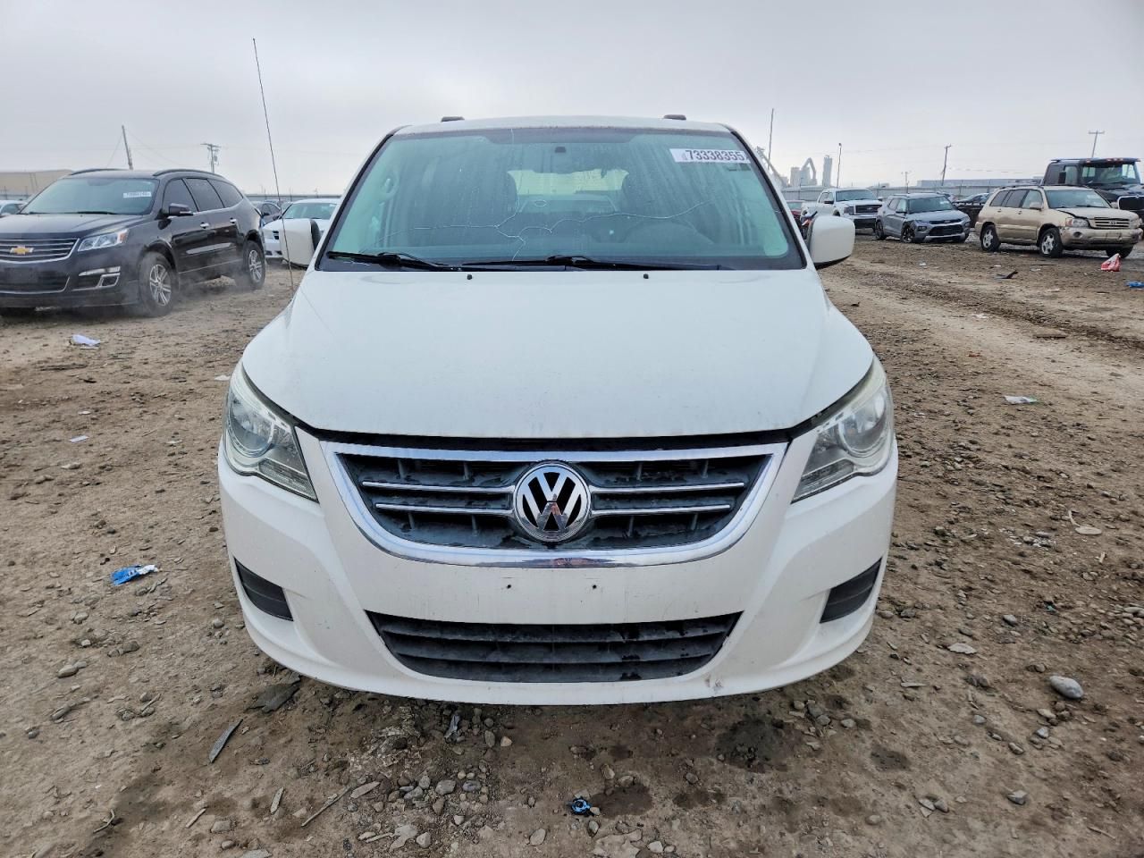 2011 Volkswagen Routan se