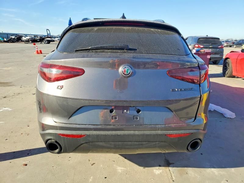 2019 Alfa Romeo Stelvio ti