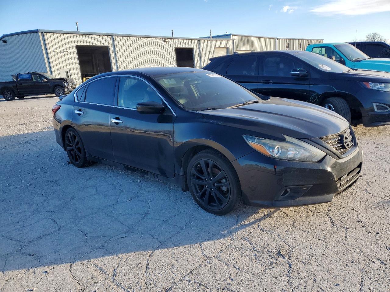 2018 Niss Altima 2.5 sr