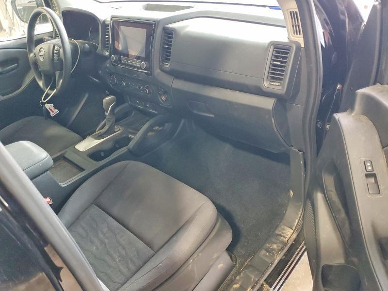 2023 Nissan Frontier S