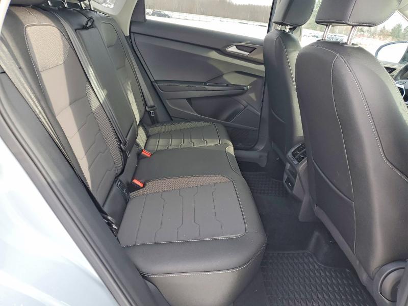 2025 Volkswagen Taos se Black