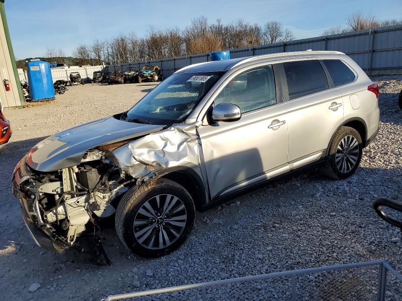 2020 Mitsubishi Outlander se