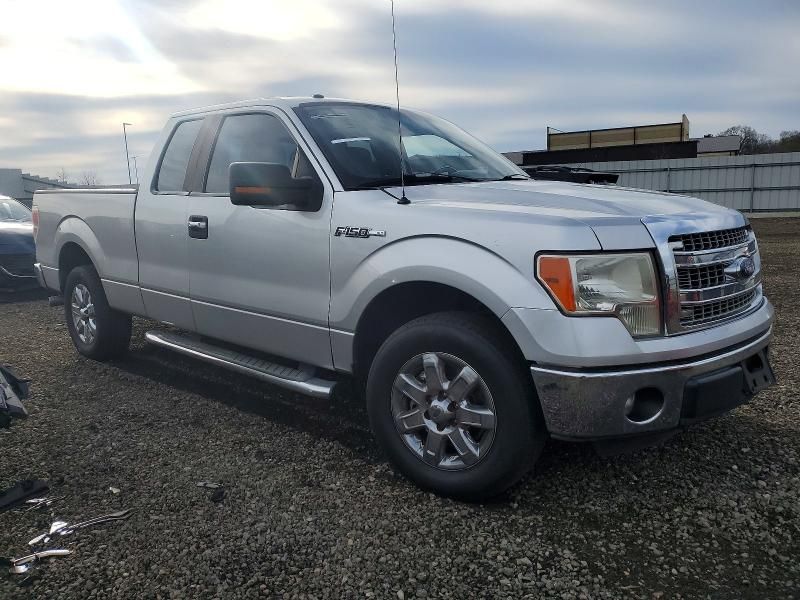2013 Ford F150 Super cab