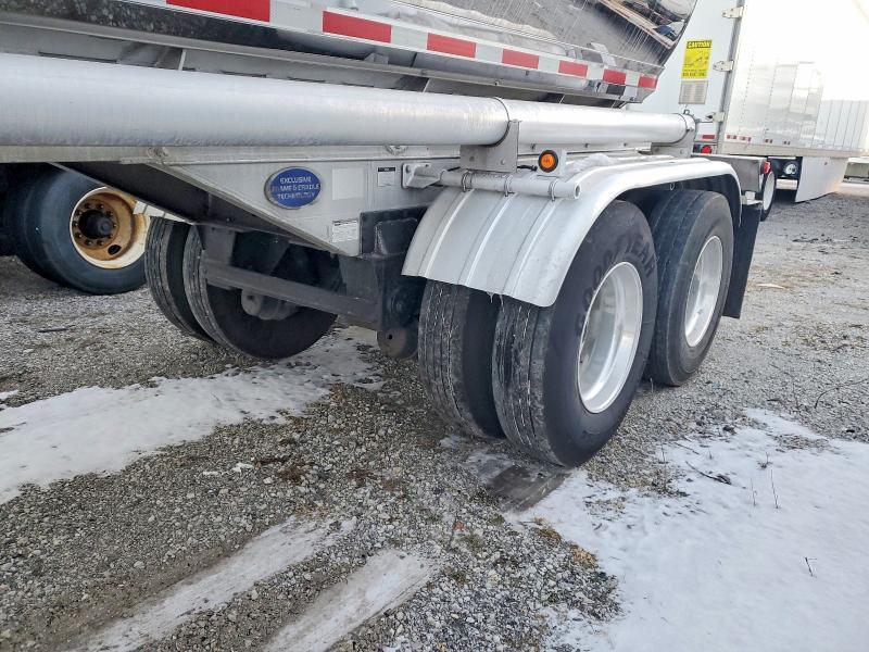 2003 Walker Tank Trailer
