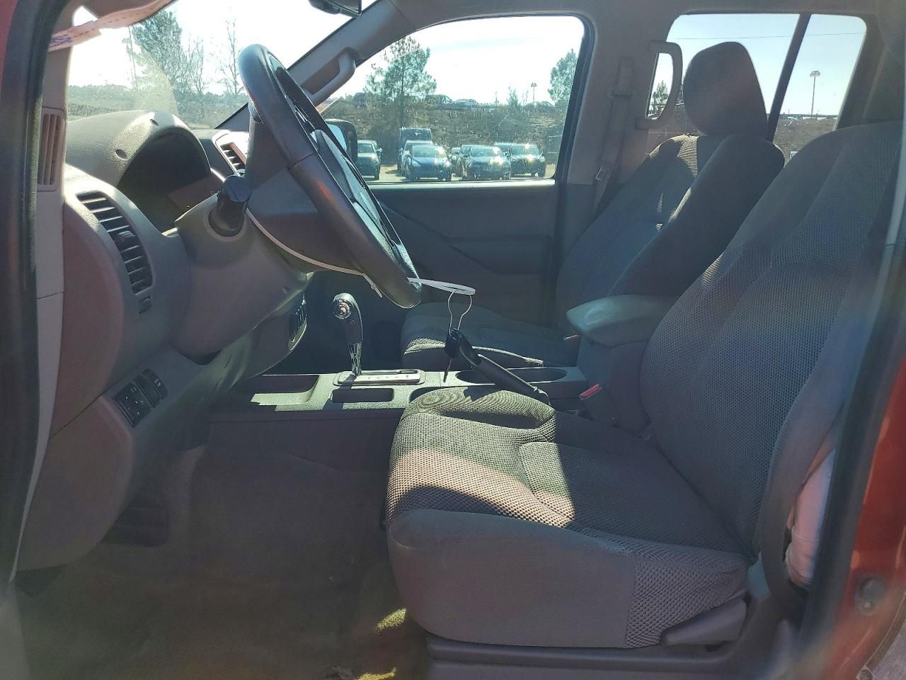 2016 Nissan Frontier s