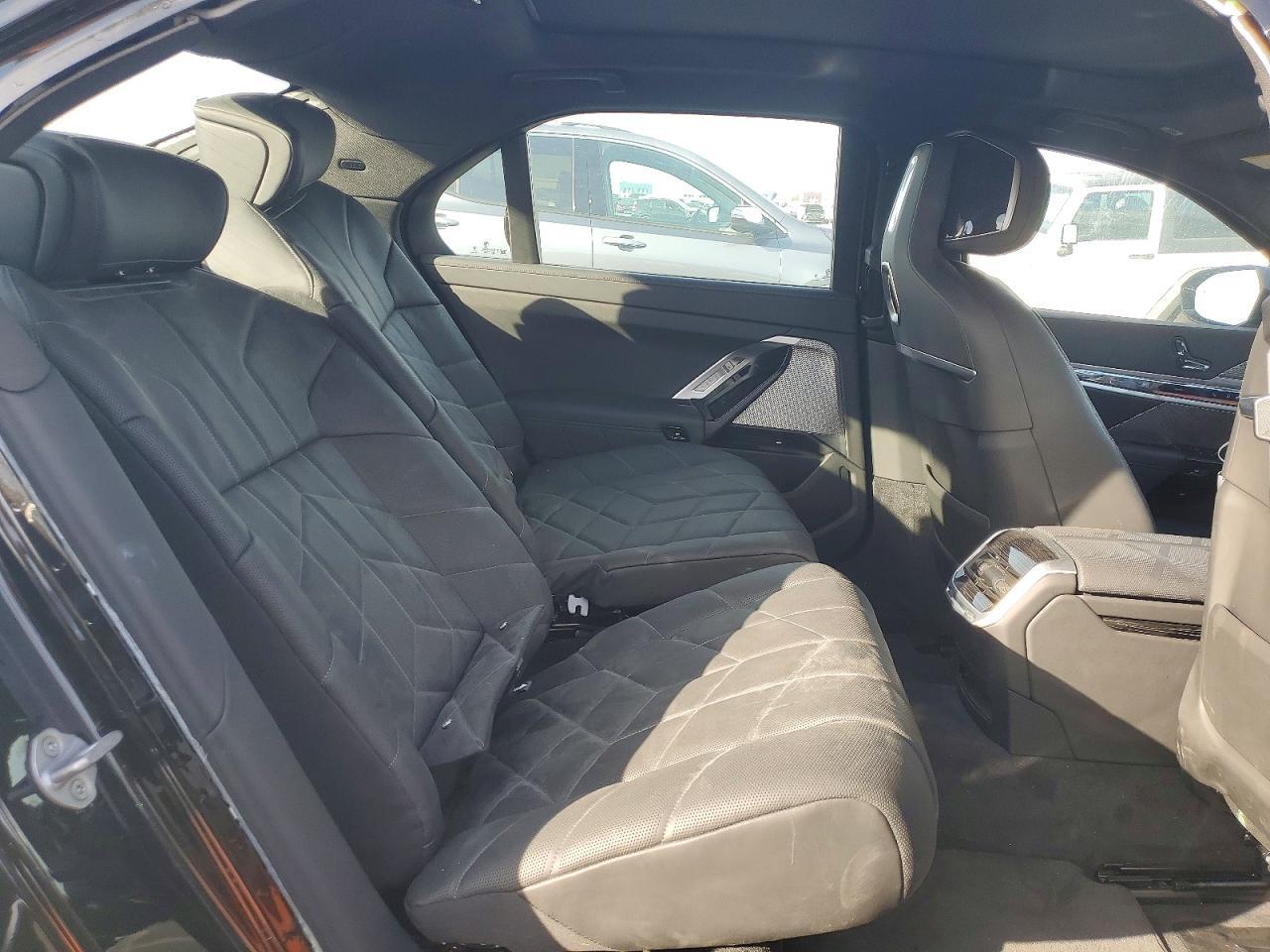 2025 BMW I7 Edrive50