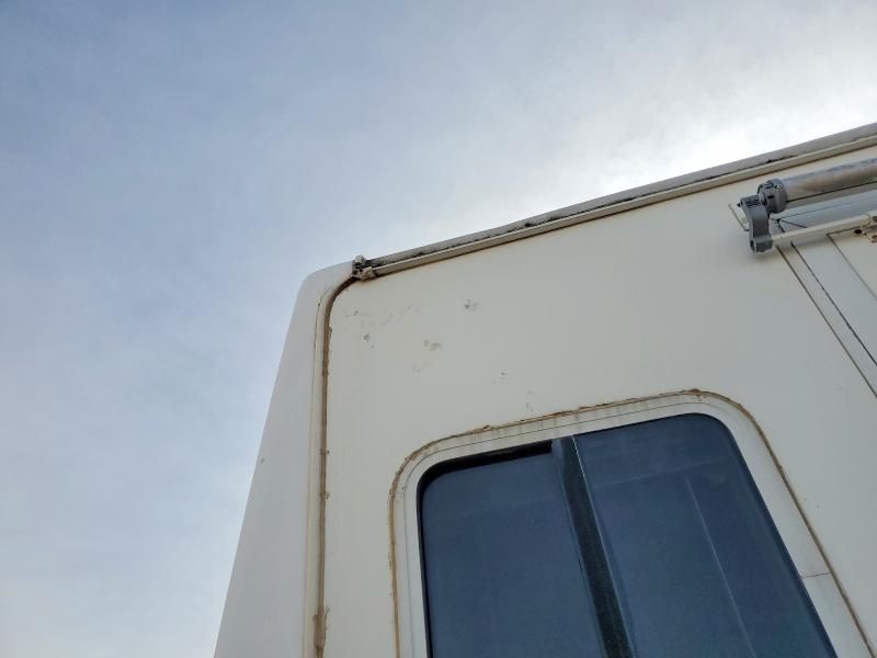 2001 National Rv Palisades