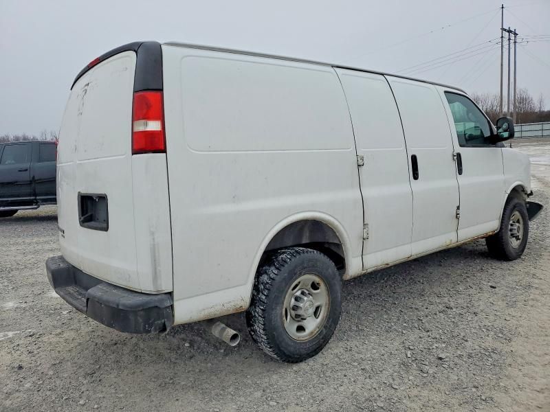 2015 Chevrolet Express 2500 Delivery van