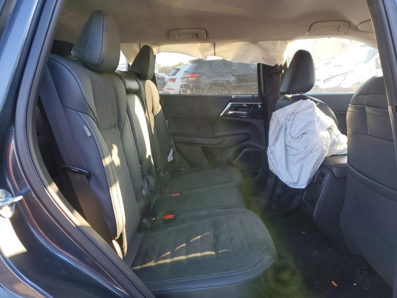 2024 Mitsubishi Outlander se